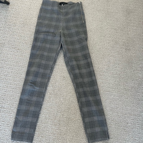 DYNAMITE PANTS - Picture 3 of 5